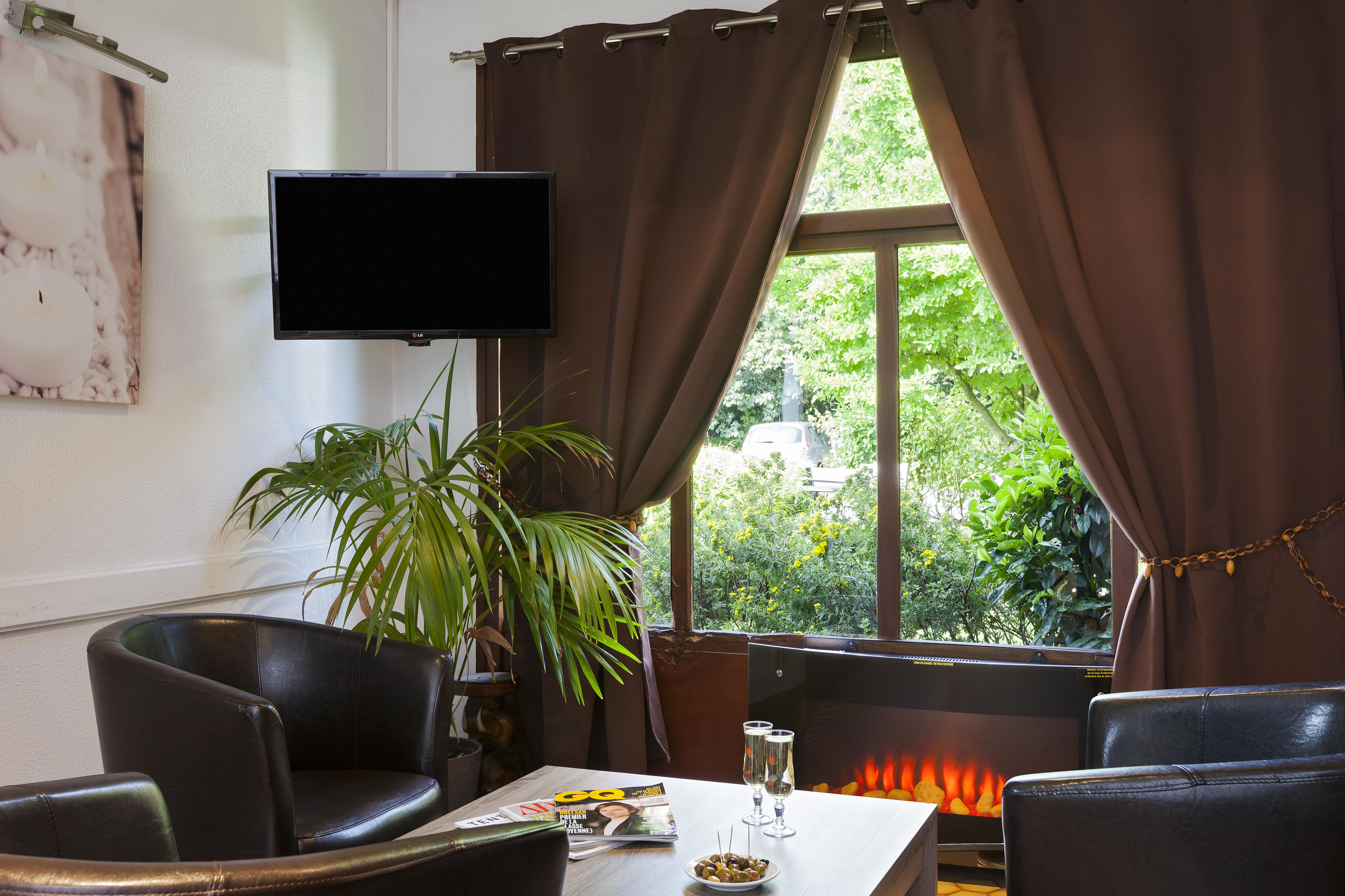 Comfort Hotel Lens - Noyelles Godault Exterior photo